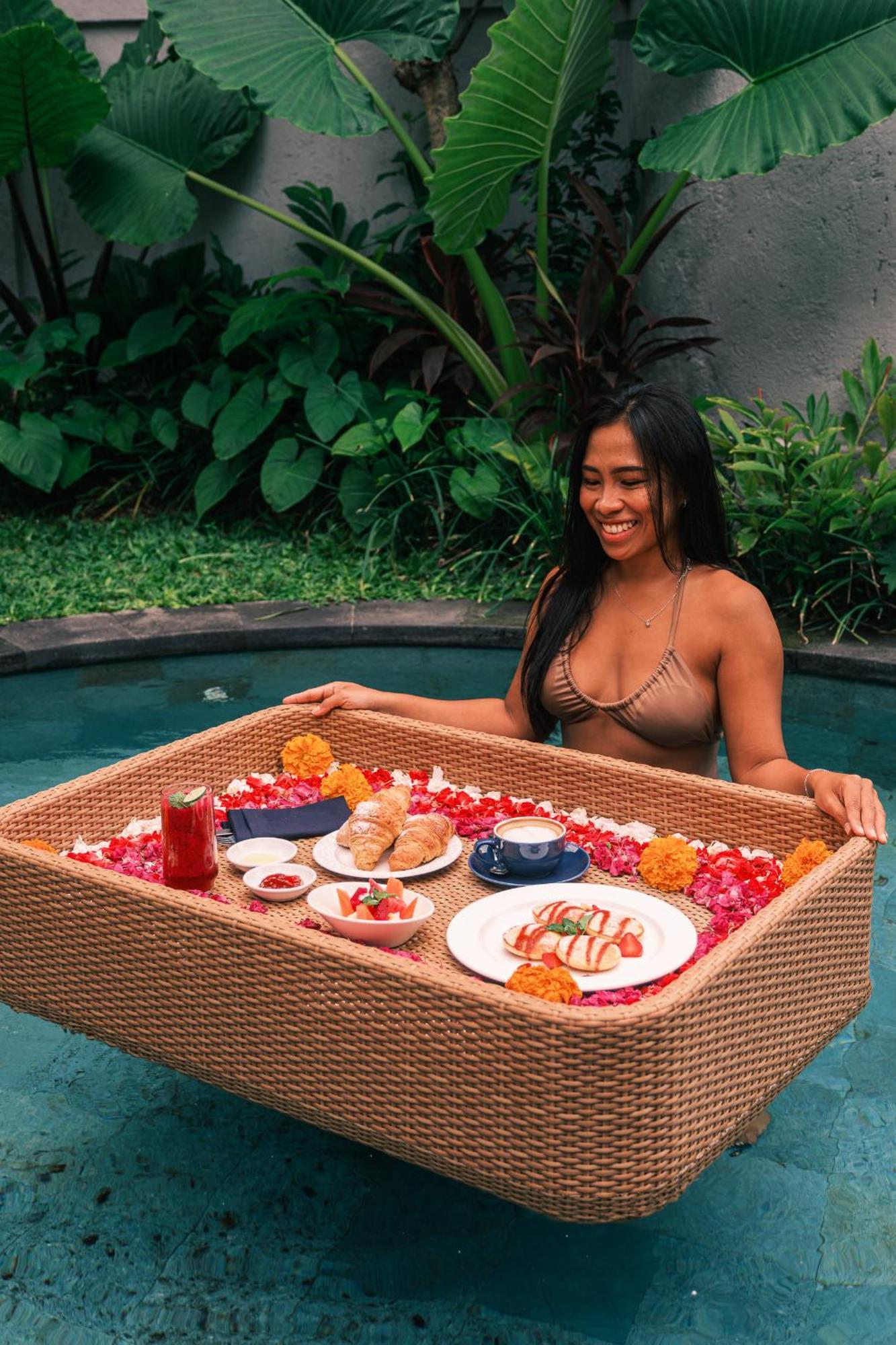 Chandi Hotel Ubud エクステリア 写真