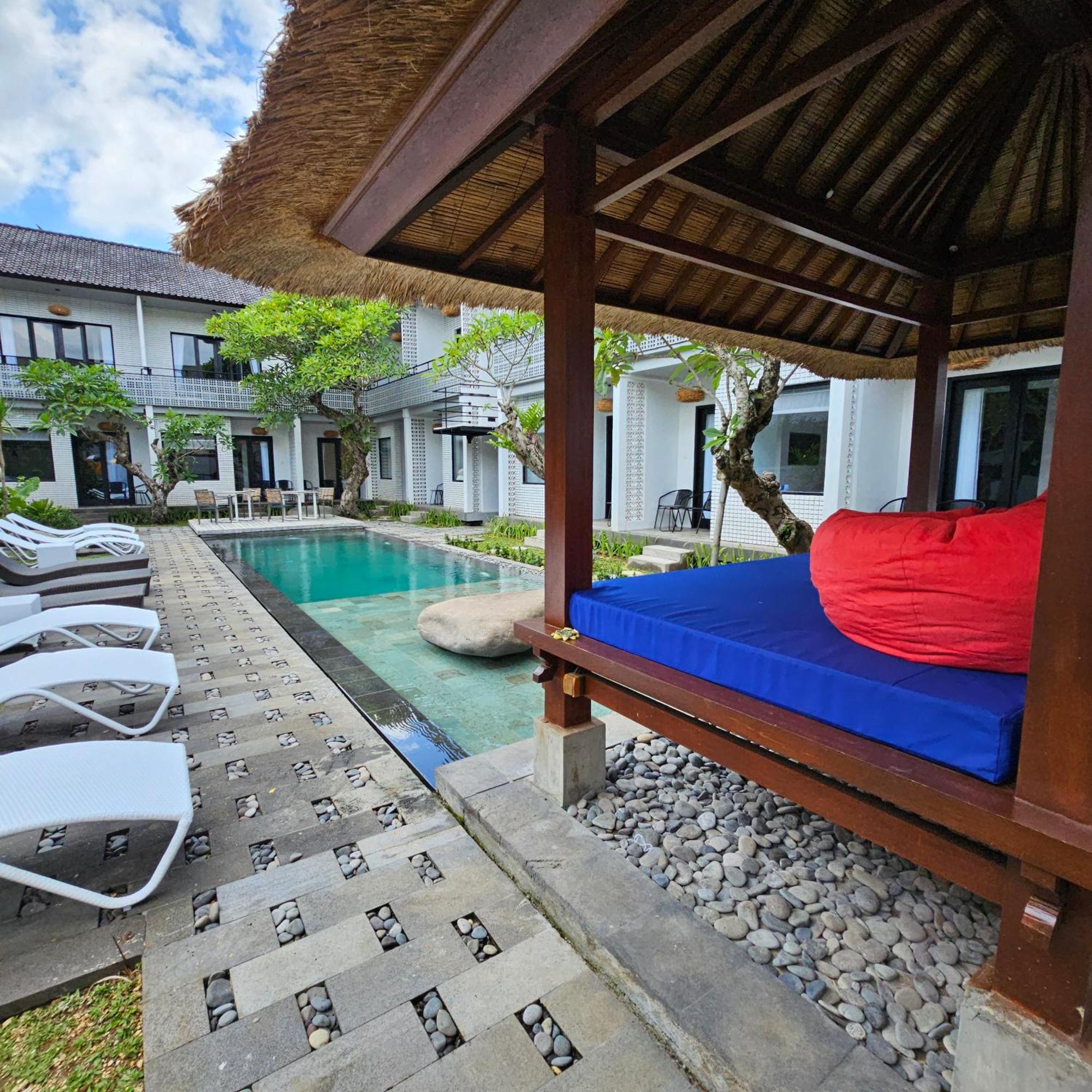 Chandi Hotel Ubud エクステリア 写真